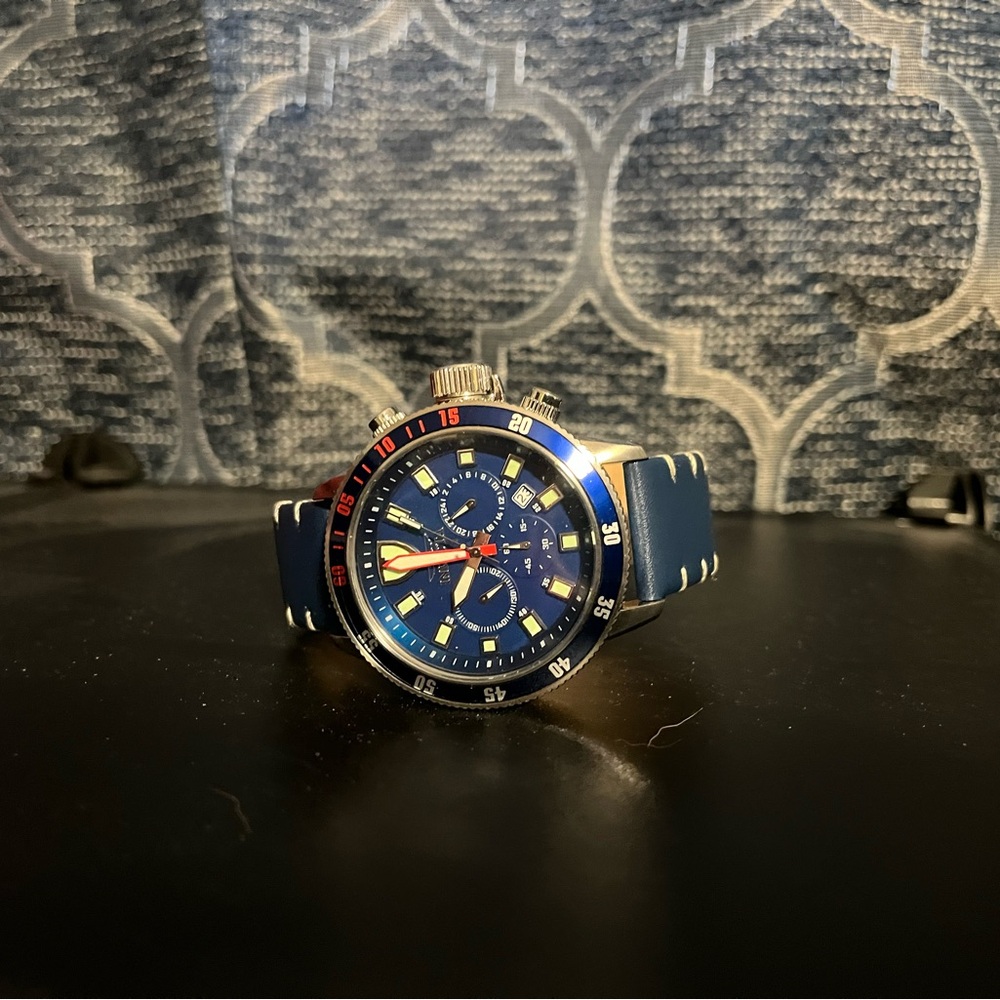 Stylish Blue Chronograph Watch
